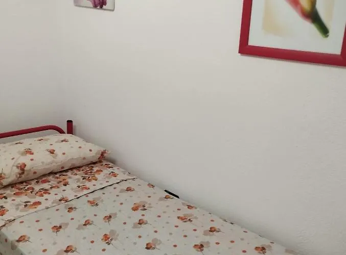 Cettina 3 Mt 50 Dal Mare Nyaraló *